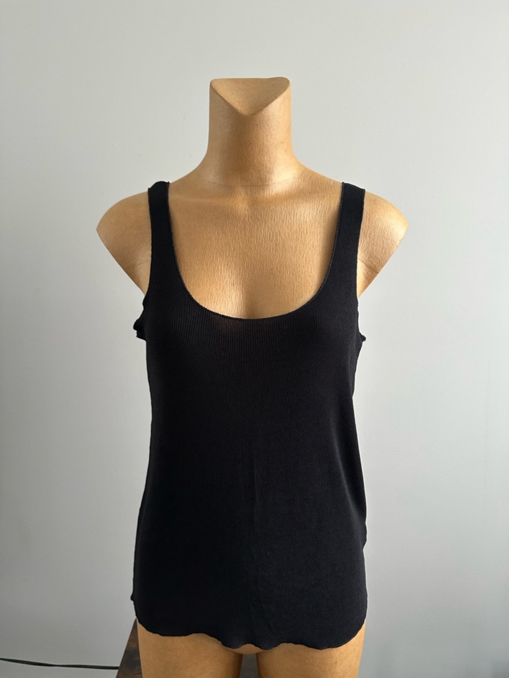 Zara black ribbed scoop neck tank top